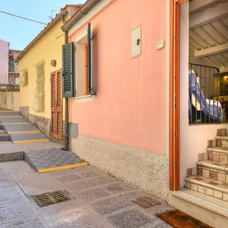 Semesterbostad Il Pozzo A Mare By Interhome